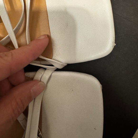 Block Heels by Steve Madden. 6M. White. Pre-Loved - Picture 6 of 10